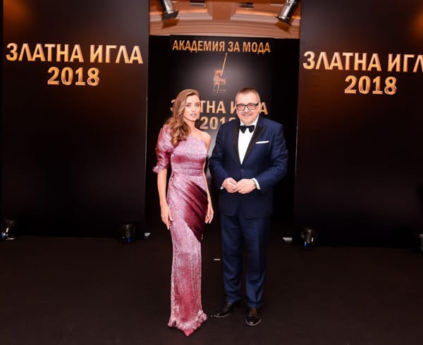 АКАДЕМИЯТА ЗА МОДА ПРИСЪДИ „ЗЛАТНА ИГЛА 2018“